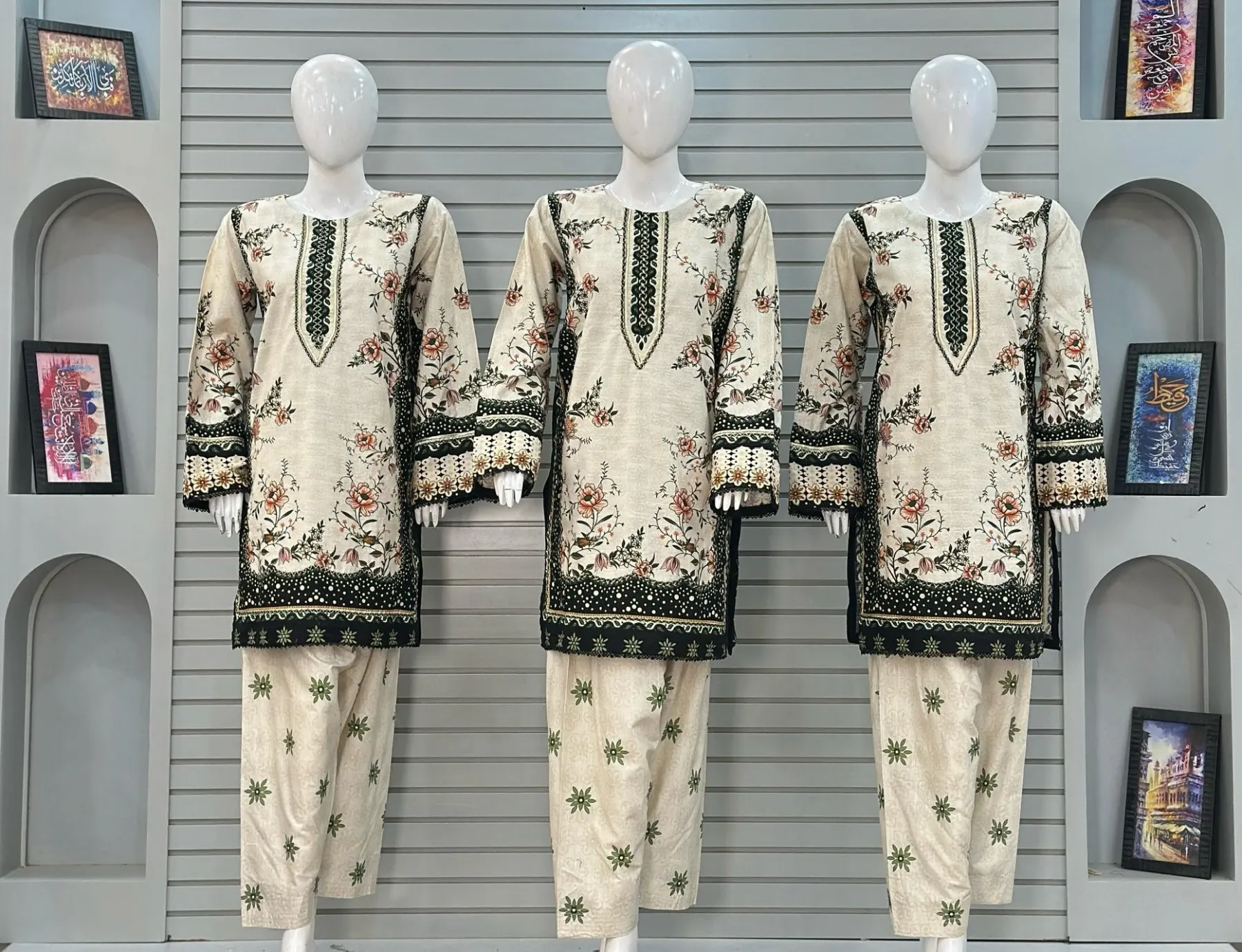Floral Printed Premium Khaddar 3-Piece Suit with Farshi Shalwar in Off-White & Black